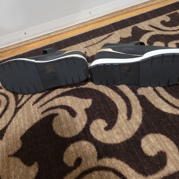 Brand new - Picture 4 of 4